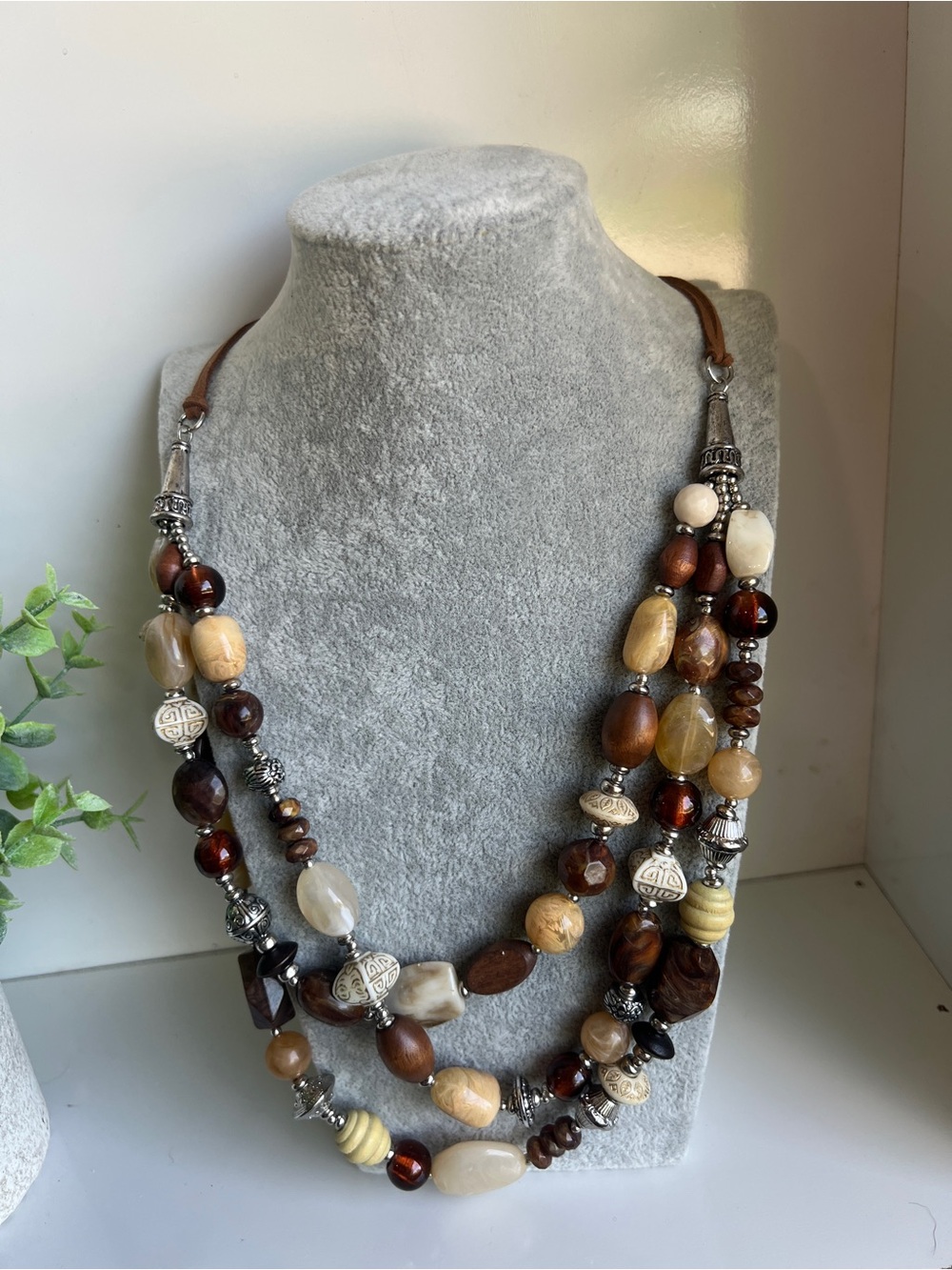 💥 Multi-Strand Brown & Cream Beaded Necklace - Premier Designs